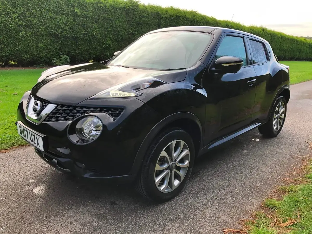 Used Nissan Juke Tekna+ 115 HP (84 kW) 2017 Black SUV