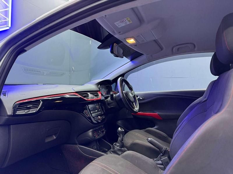 Used Vauxhall Corsa 75 HP (55 kW) 2019 White Hatchback