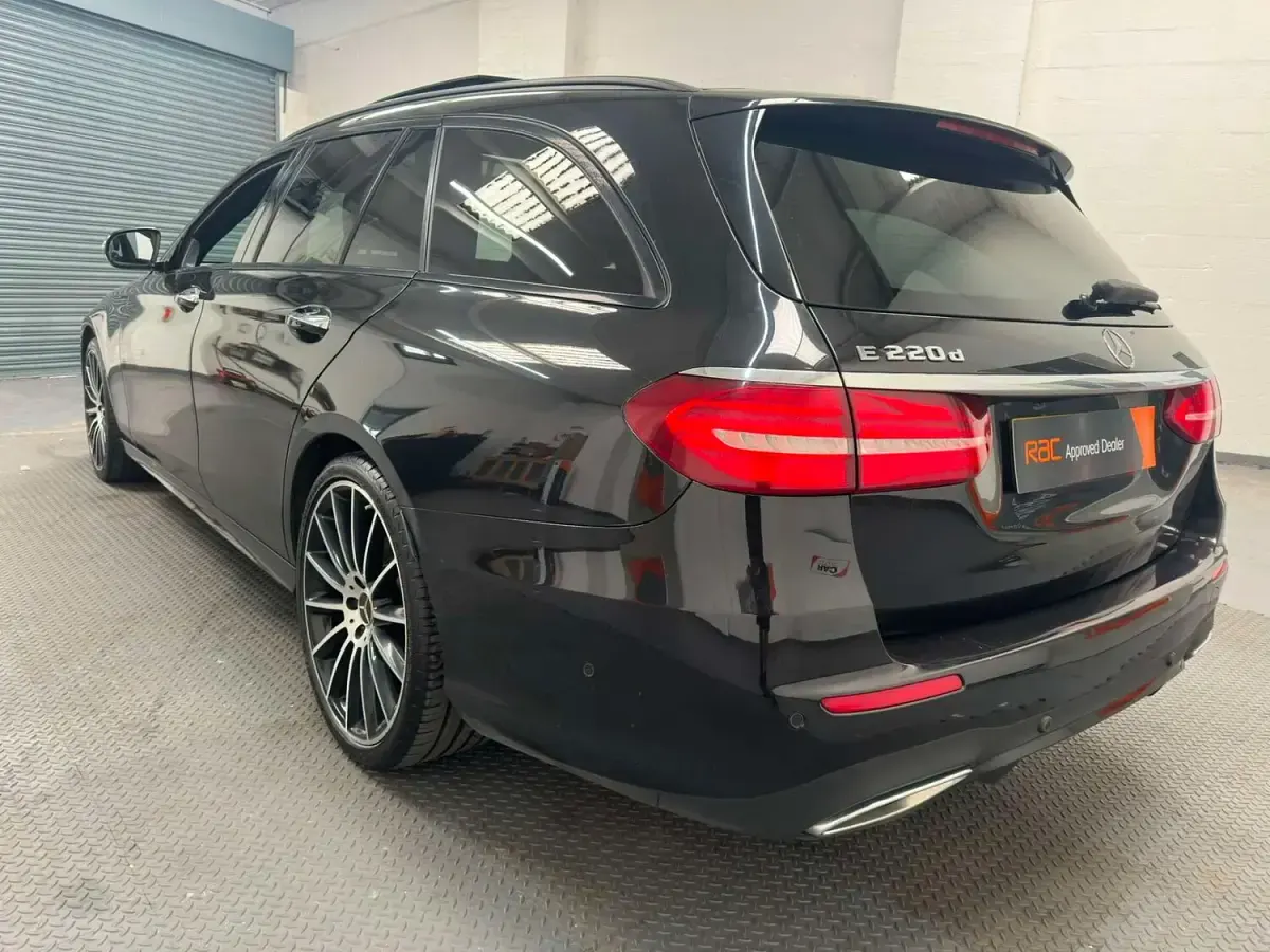 Used Mercedes E220 AMG line 2020 Black Estate
