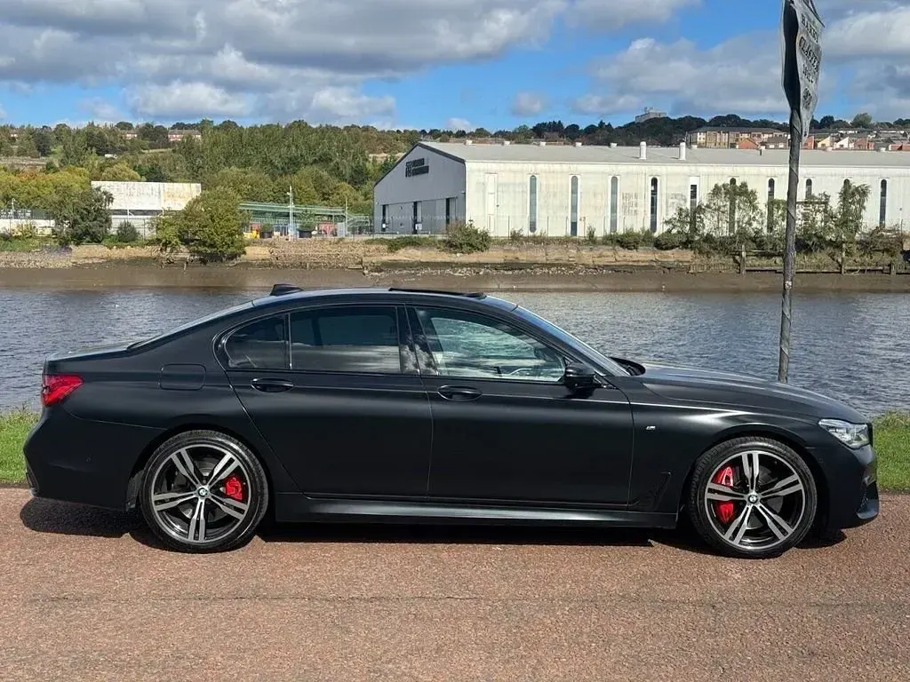 Used BMW 750 M Sport 450 HP (330 kW) 2017 Black Sedan