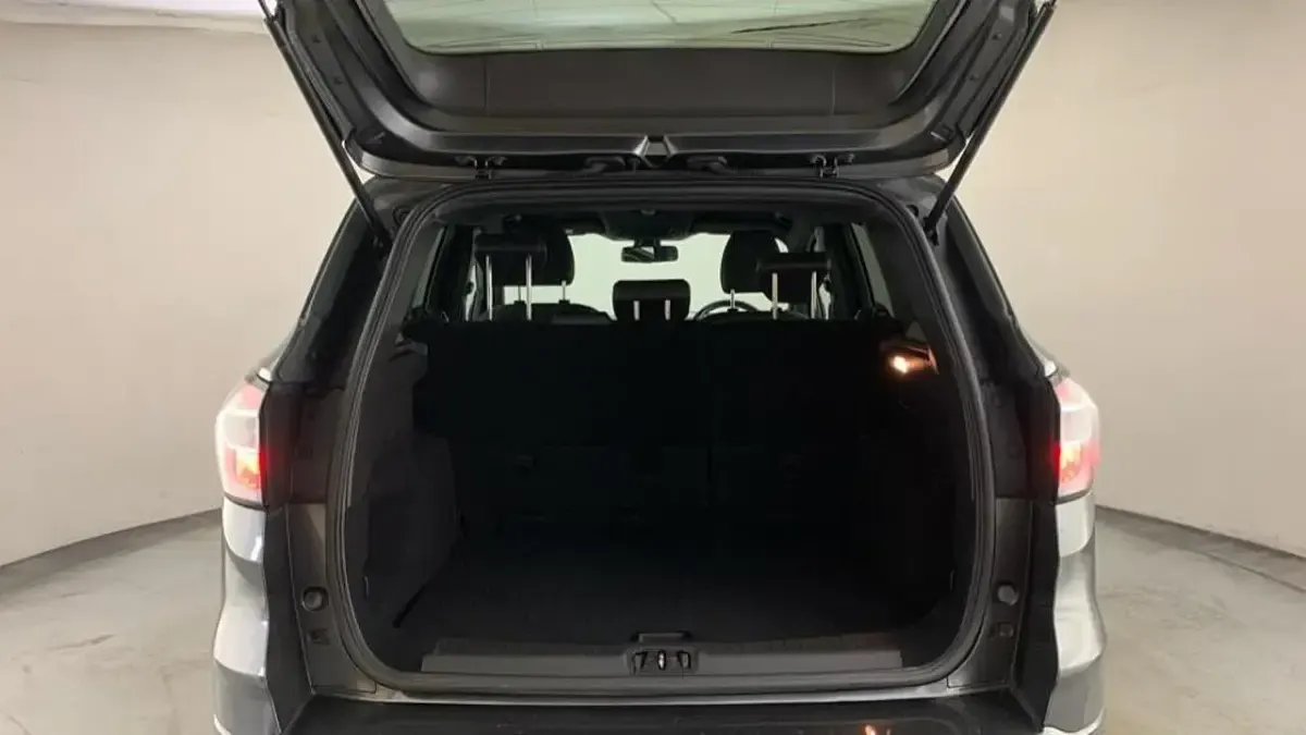 Used Ford Kuga ST-Line 178 HP (130 kW) 2019 Grey SUV