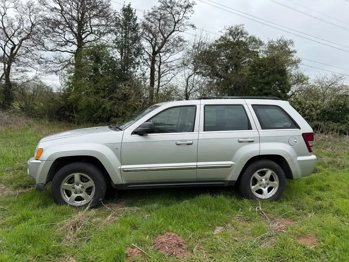 Used Jeep Grand Cherokee Limited 2005 Silver SUV