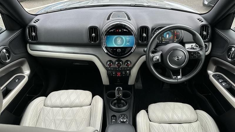 Used Mini Cooper Countryman Exclusive 134 HP (98 kW) 2021 Grey SUV