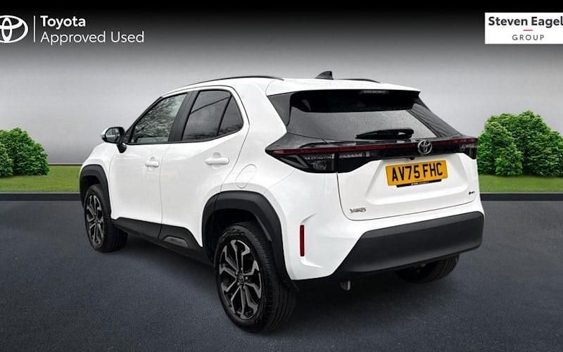 Used Toyota Yaris Hybrid Design 116 HP (85 kW) 2026 Estate