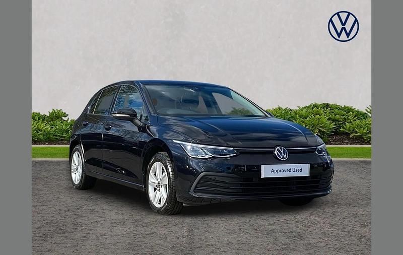 Used VW Golf VIII Life 110 HP (80 kW) 2021 Black Hatchback