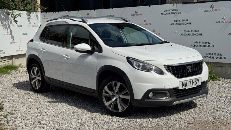 White Used 2017 Peugeot 2008 Allure SUV | £6,795 (Fair price) - Image 1/4