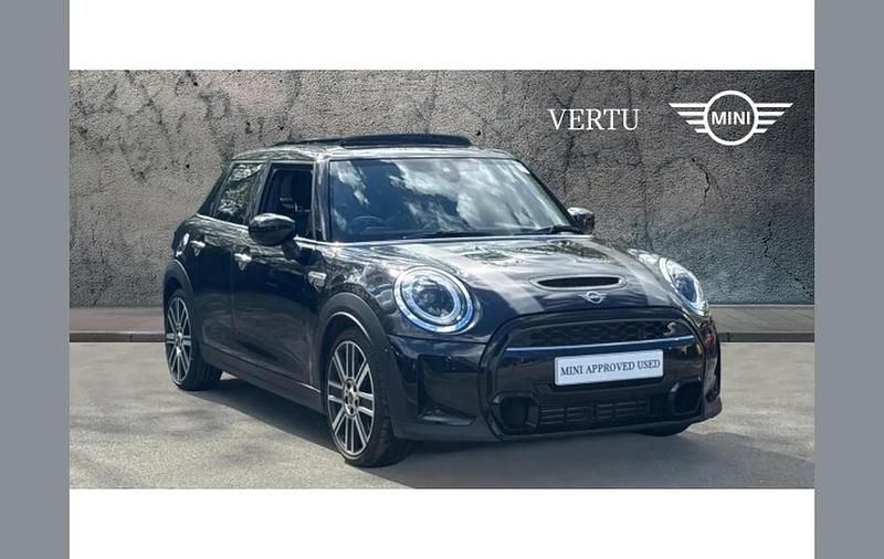 Used Mini Cooper S Exclusive 178 HP (130 kW) 2023 Other Hatchback