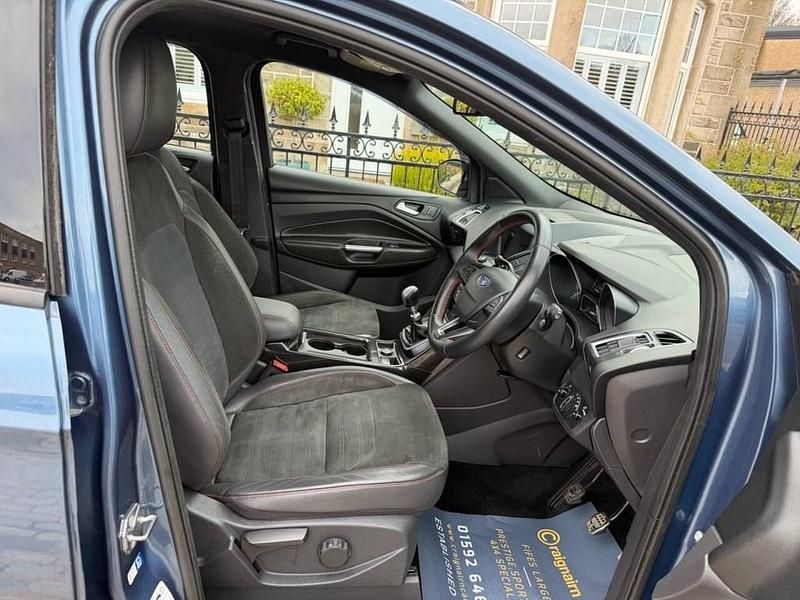 Used Ford Kuga ST-Line 120 HP (88 kW) 2018 Blue SUV