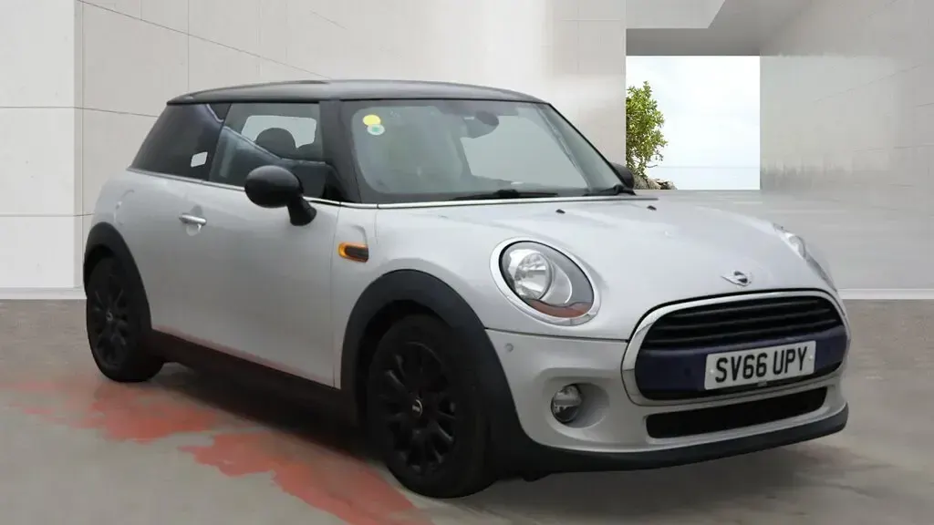 Used Mini Cooper Hatch 2016 Silver Hatchback