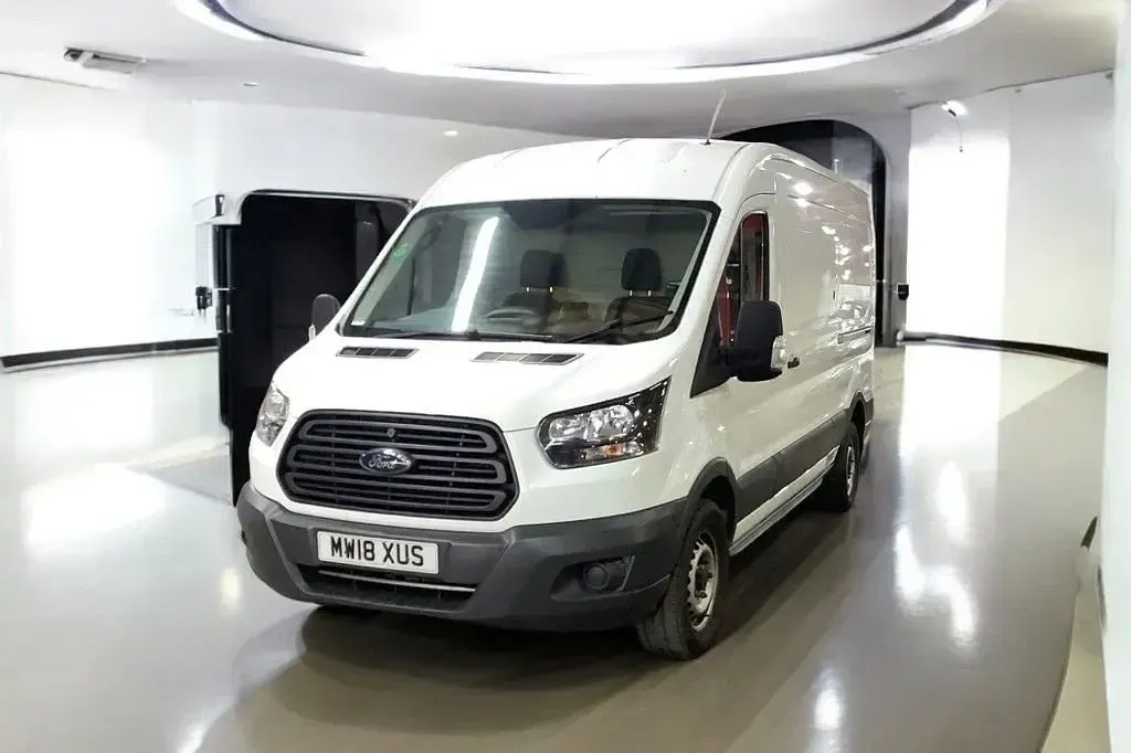 Used Ford Transit 130 HP (95 kW) 2018 White Van
