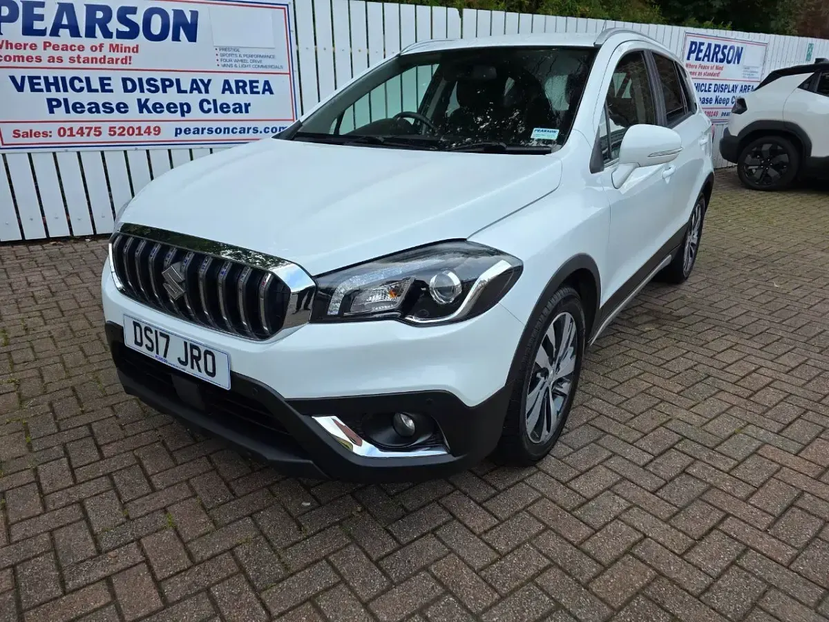 Used Suzuki SX4 SZ-T 2017 White Hatchback