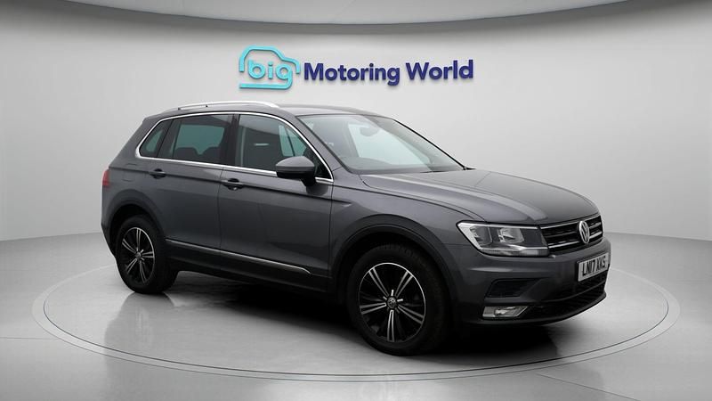 Used 2017 VW Tiguan SE SUV | £14,800 (Super price) - Image 1/4