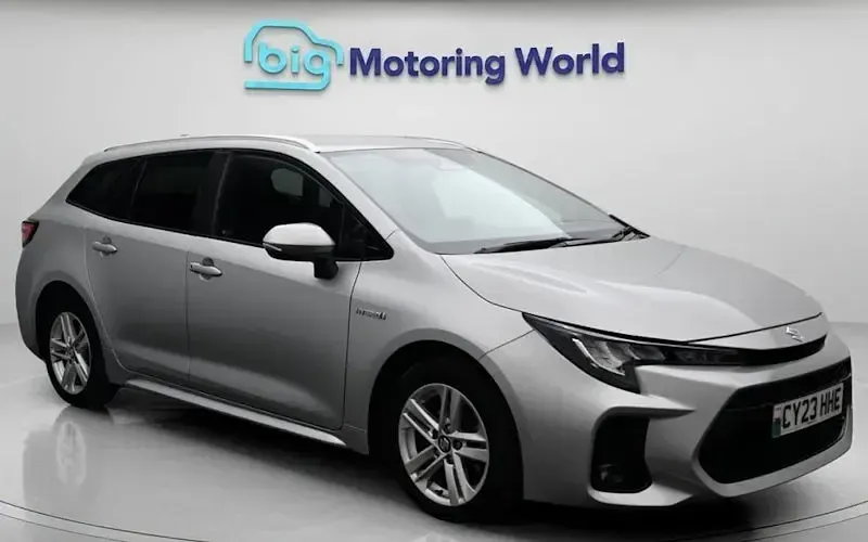 Used Suzuki Swace 140 HP (102 kW) 2023 Estate