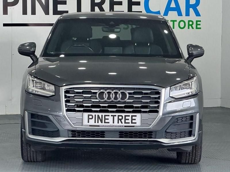 Usado Audi Q2 S-Line 116 CV (85 kW) 2017 Gris SUV