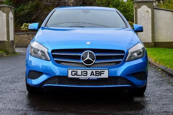 Used Mercedes A180 SE 2013 Blue Hatchback
