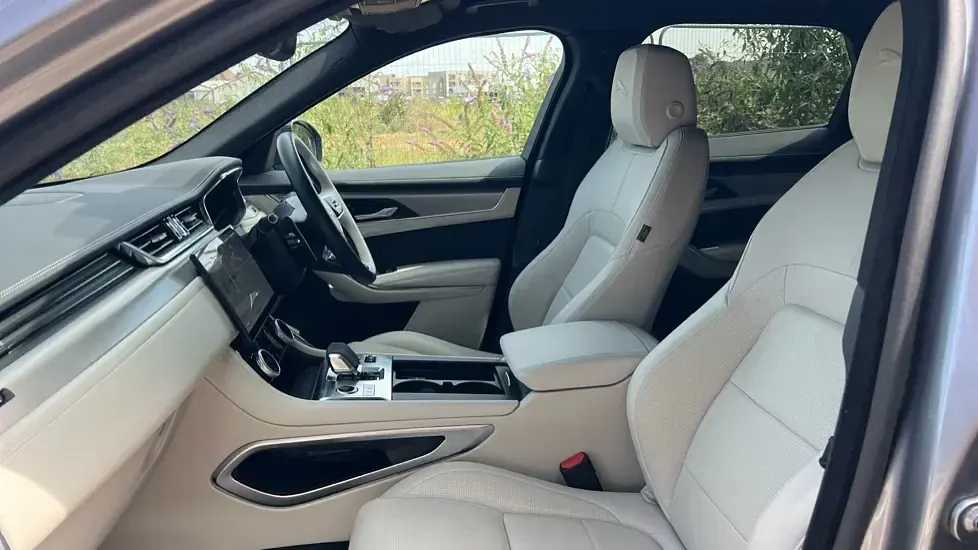 Used Jaguar F-Pace R-Dynamic 404 HP (297 kW) 2024 Grey SUV