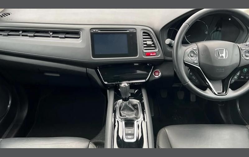 Second-hand Honda HR-V EX 130 CP (95 kW) 2016 Albastru SUV