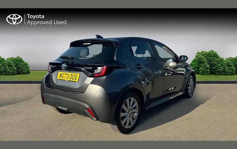 Used Toyota Yaris Hybrid 116 HP (85 kW) 2023 Grey Hatchback