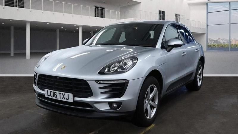 Used Porsche Macan 252 HP (185 kW) 2016 Silver SUV