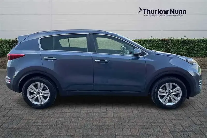 Usado Kia Sportage 130 HP (95 kW) 2018 Azul SUV