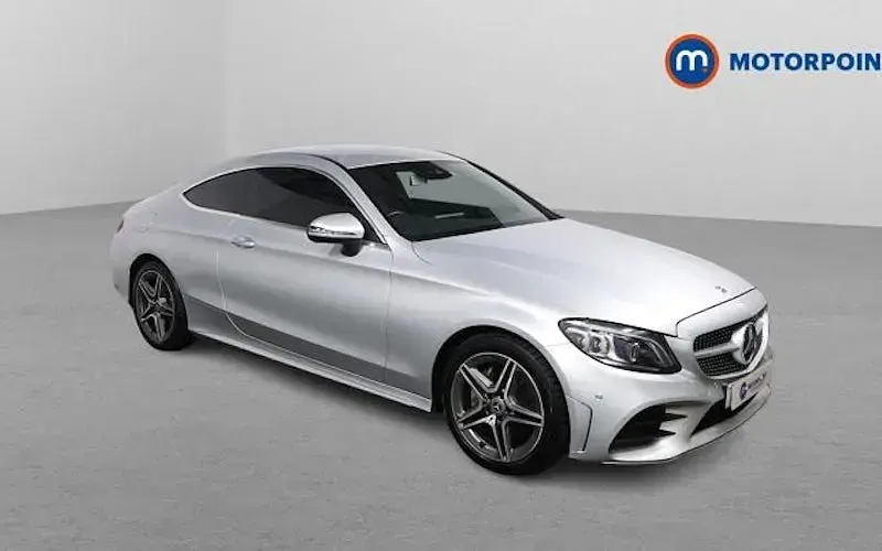 Usado Mercedes C200 AMG Line Premium 184 HP (135 kW) 2020 Coupé