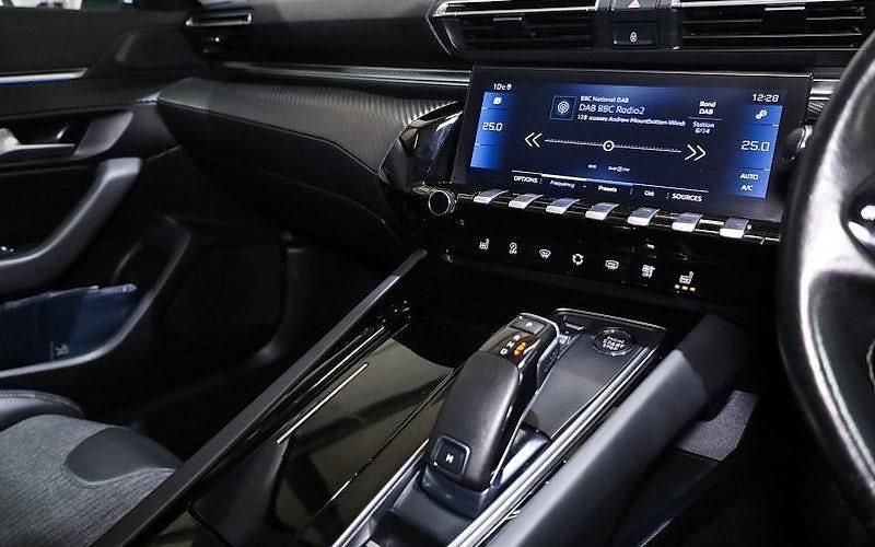 Used Peugeot 508 SW Allure 181 HP (133 kW) 2021 Estate