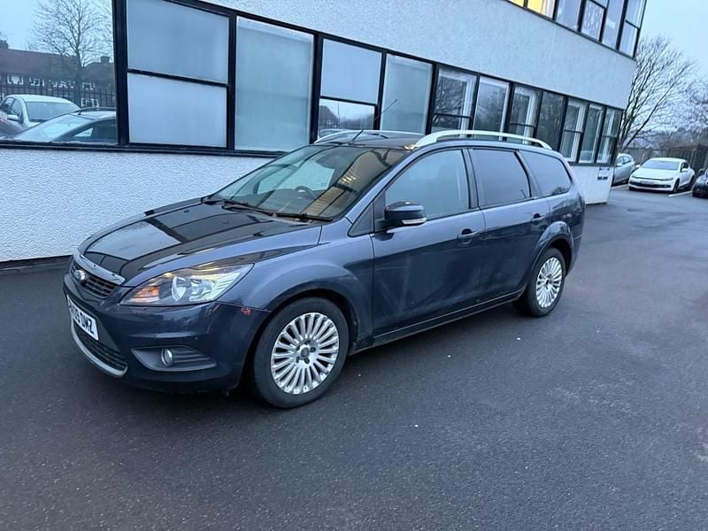 Grey Used 2009 Ford Focus Titanium Estate | £695 (Super price) - Image 1/4