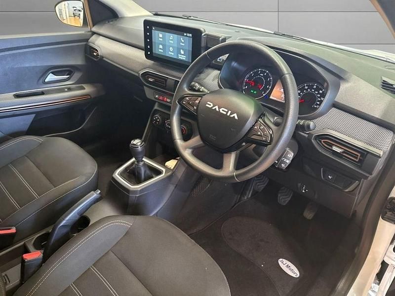 Begagnad Dacia Sandero Expression 2023 Vit Halvkombi