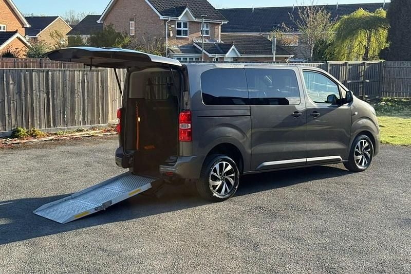 Used Citroën Spacetourer Feel 2022 MPV