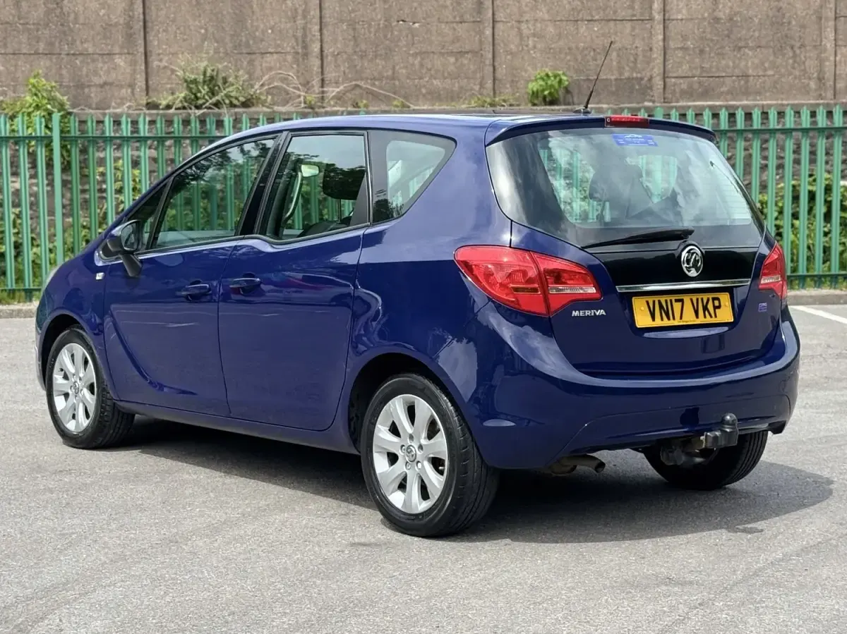 Used Vauxhall Meriva 2017 Blue MPV