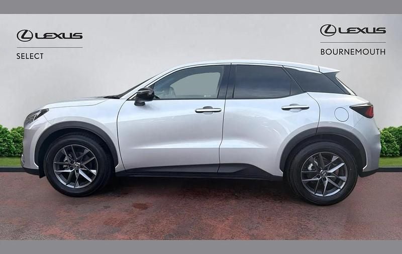 Used Lexus LBX 136 HP (100 kW) 2024 Silver SUV