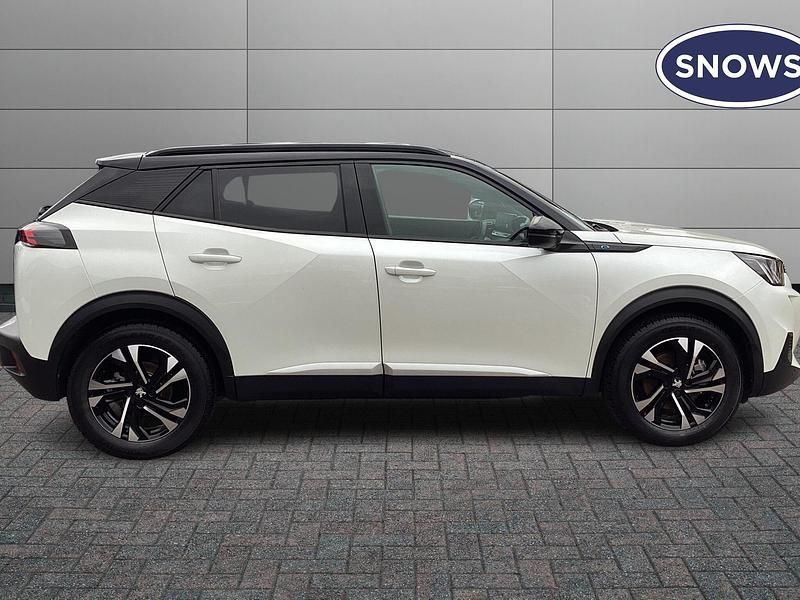 Used Peugeot e-2008 GTi 100 kW (136 HP) 2023 White SUV