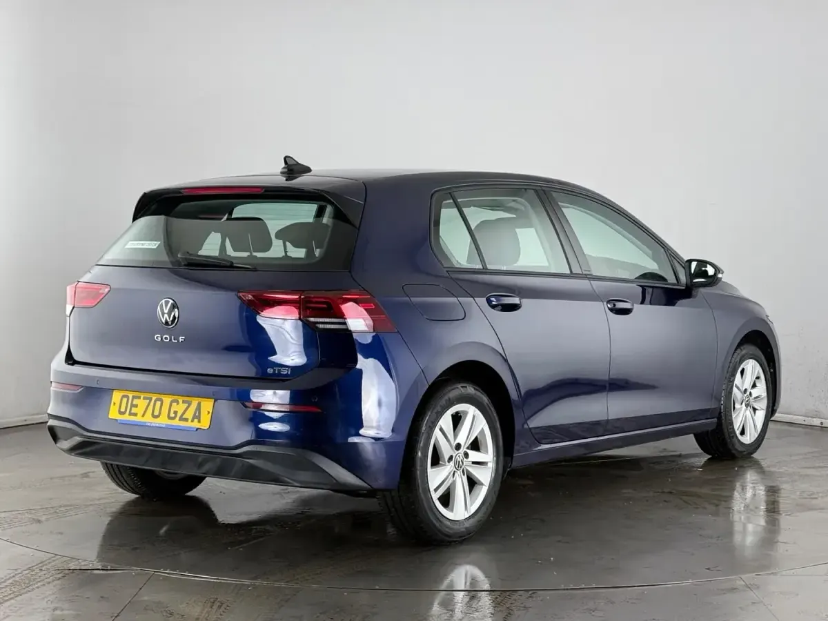 Używany VW Golf VIII S 2020 Niebieski Hatchback