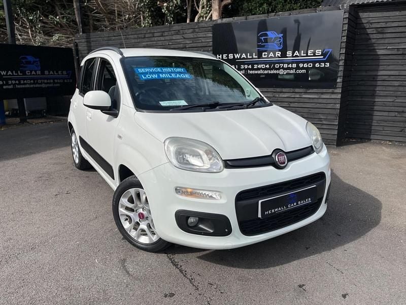 White Used 2013 Fiat Panda Lounge Hatchback | £4,495 (Fair price) - Image 1/4
