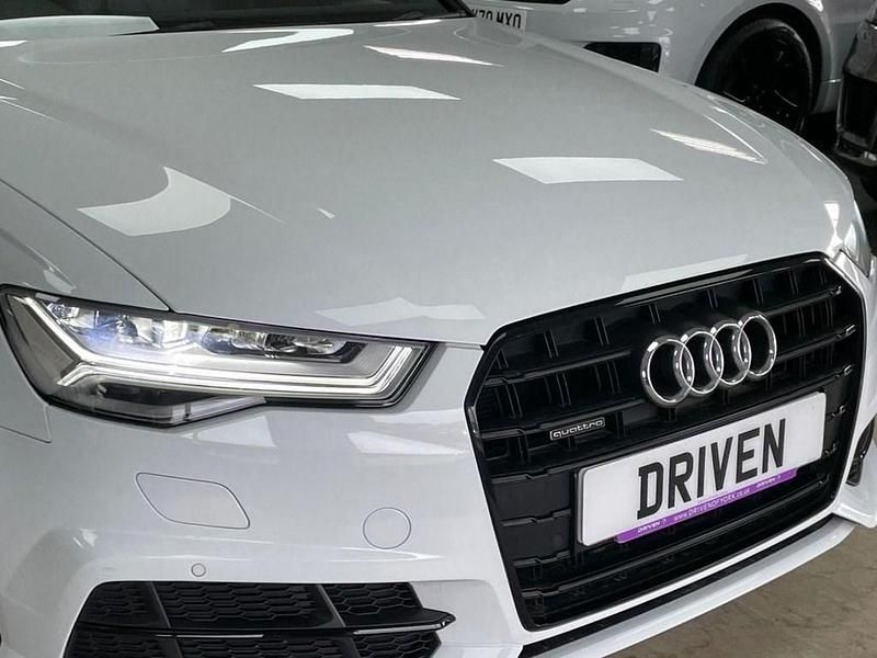 Usado Audi A6 Black Edition 272 HP (200 kW) 2017 Branco Carrinha