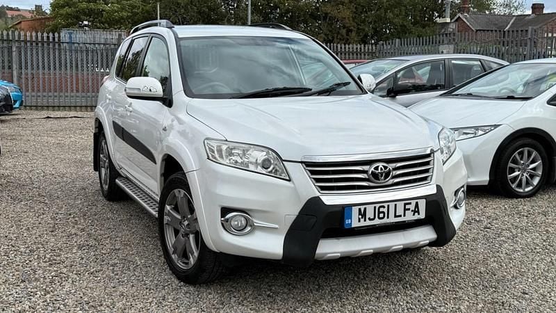 White Used 2011 Toyota RAV4 SR SUV | £8,499 (Fair price) - Image 1/4