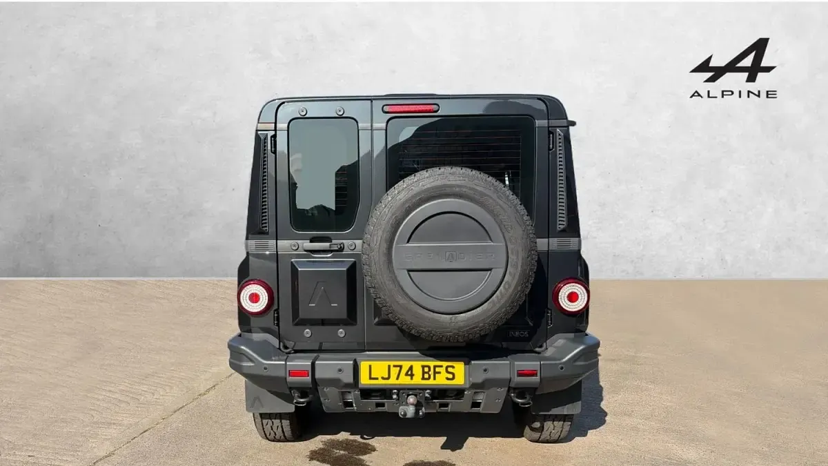 Used Ineos Grenadier 249 HP (183 kW) 2025 Grey SUV