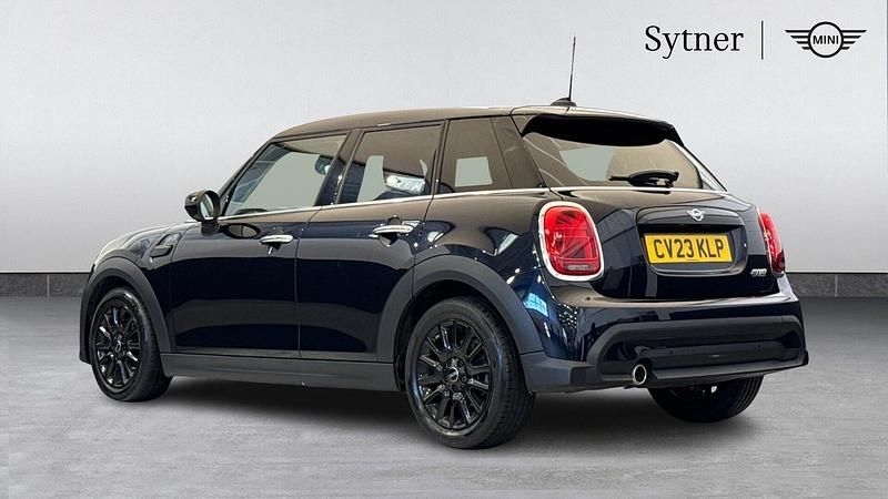 Used Mini Cooper Classic 134 HP (98 kW) 2023 Black Hatchback