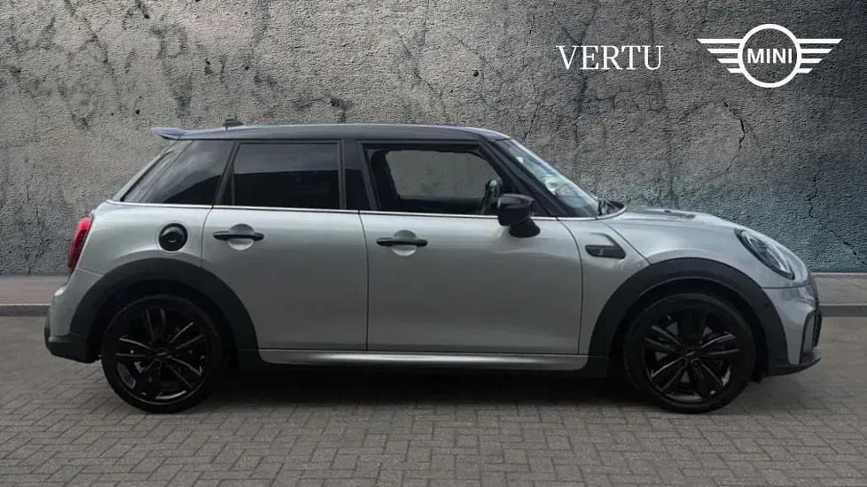 Used Mini Cooper S Hatch 178 HP (130 kW) 2022 Silver Hatchback