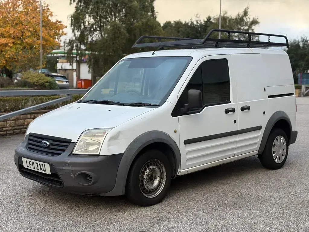 Used Ford Transit Connect 75 HP (55 kW) 2011 White MPV