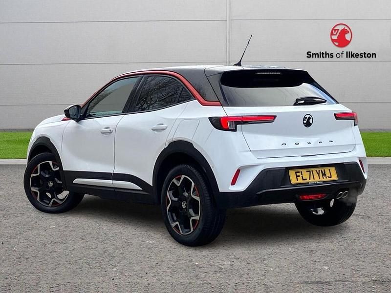 Used Vauxhall Mokka SRi 128 HP (94 kW) 2021 White SUV