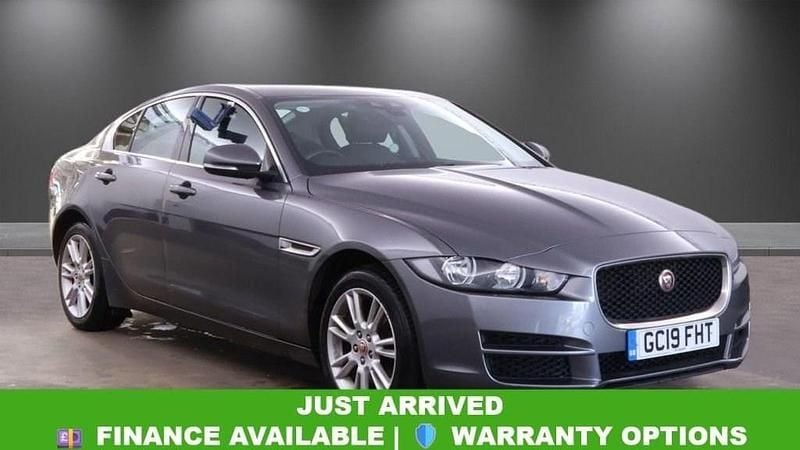 Used Jaguar XE Prestige 180 HP (132 kW) 2019 Grey Sedan