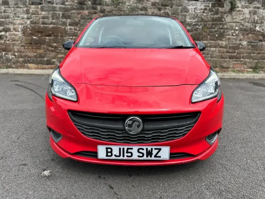 Used Vauxhall Corsa Edition 70 HP (51 kW) 2015 Red Hatchback