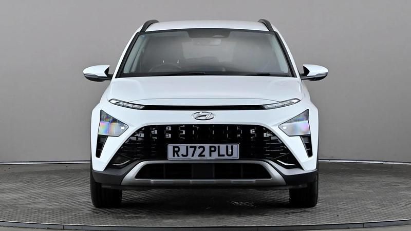 Used Hyundai Bayon Premium 100 HP (73 kW) 2023 White SUV