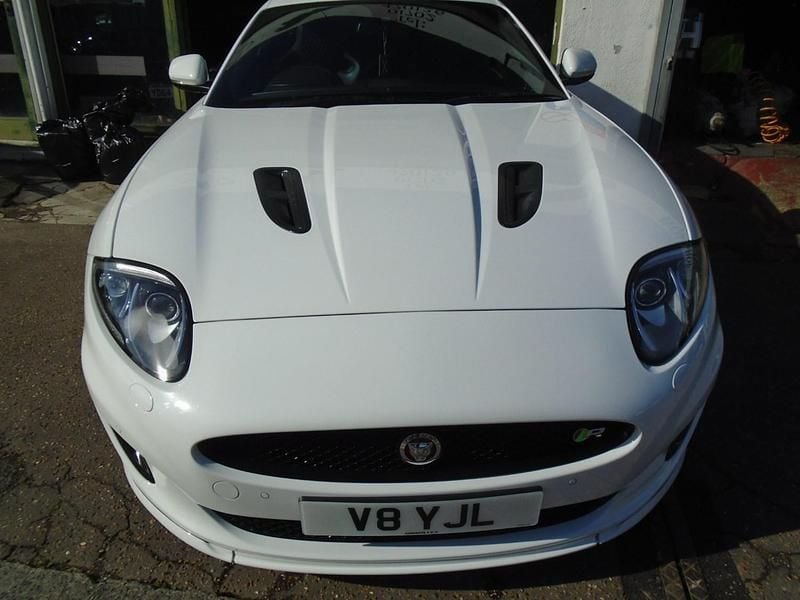 Used Jaguar XK R 510 HP (375 kW) 2015 White Coupe