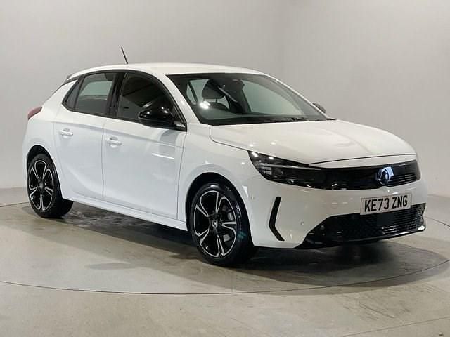 Used Vauxhall Corsa 75 HP (55 kW) 2024 White Hatchback