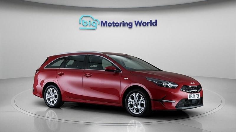 Used Kia Ceed Sportswagon 158 HP (116 kW) 2024 Red Estate