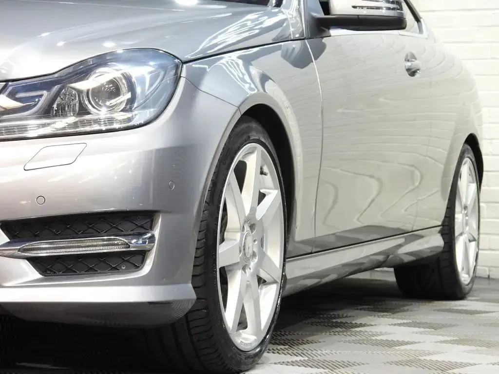 Used Mercedes C220 Sport Edition 170 HP (125 kW) 2015 Silver Coupe