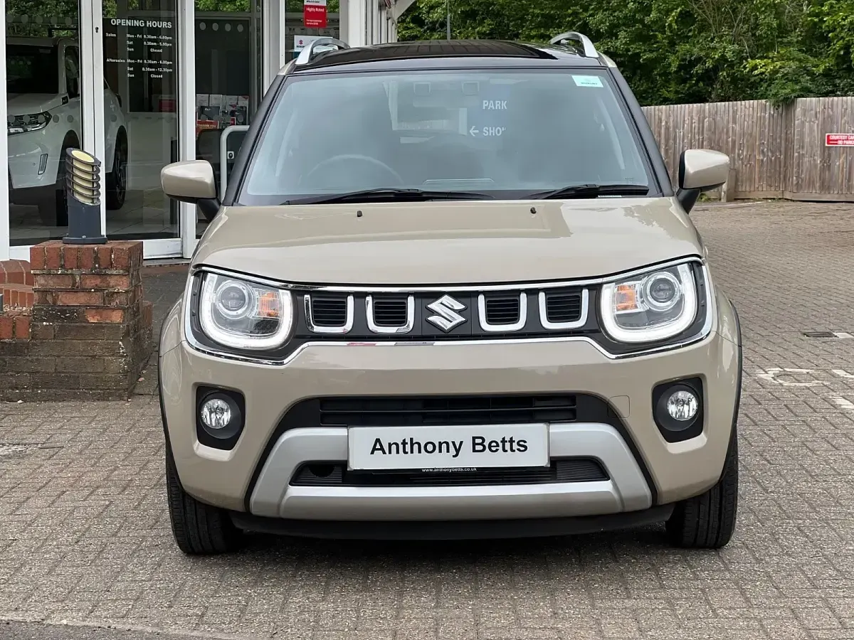 Used Suzuki Ignis SZ-T 83 HP (61 kW) 2024 Brown SUV