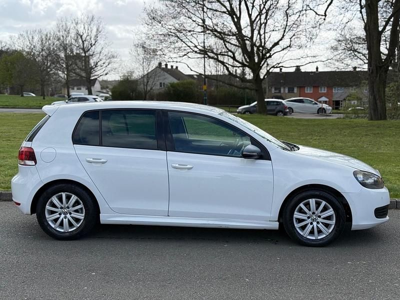 Used VW Golf VI 2011 White Hatchback
